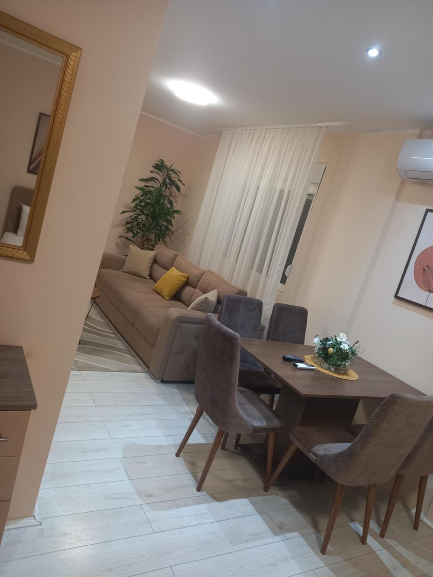 Leda Apartmani Smederevo Bilik gambar